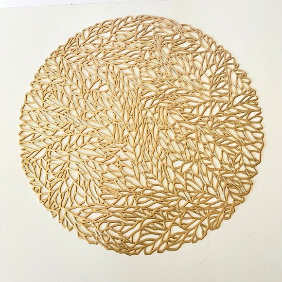 NEW Ten Golden Circular Lacy Placemats - Picture 2 of 8